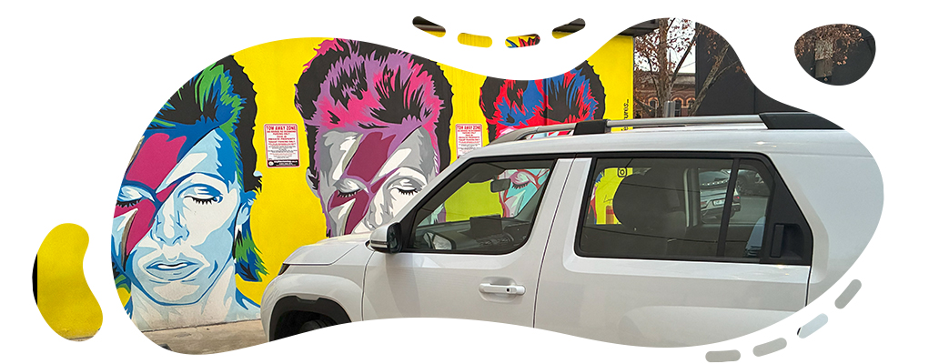 Hyundai Inster grafitti